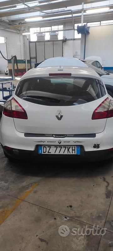 Usata Renault Mégane 110 CV (80 kW) 2010 Bianco Berlina