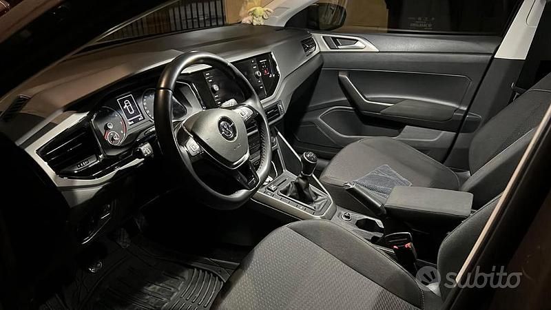 Usata VW Polo Comfortline 80 CV (58 kW) 2019 Grigio Berlina