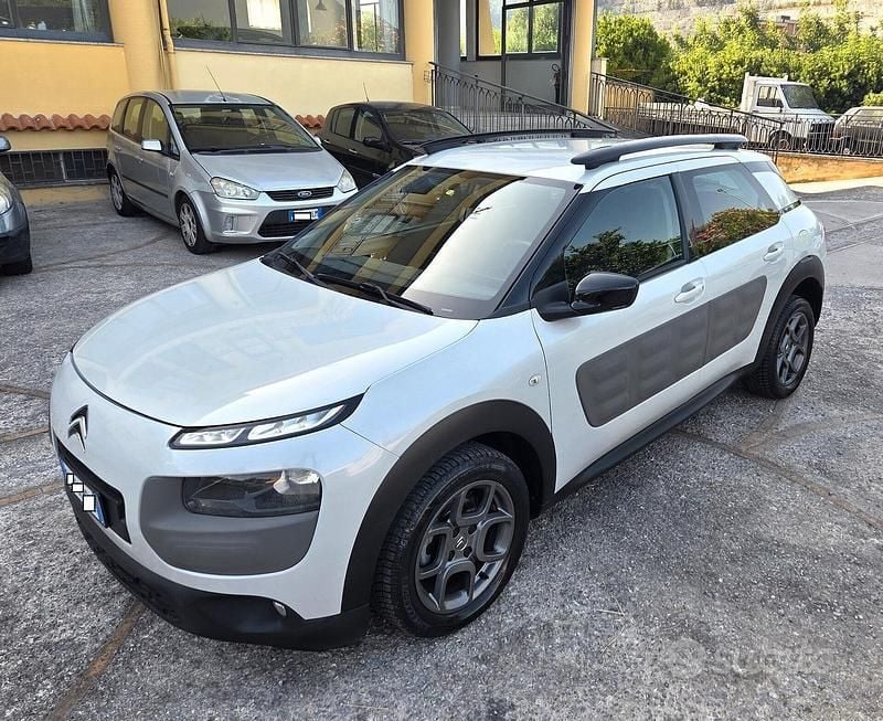 Usata Citroën C4 Cactus 99 CV (72 kW) 2015 Bianco Utilitaria
