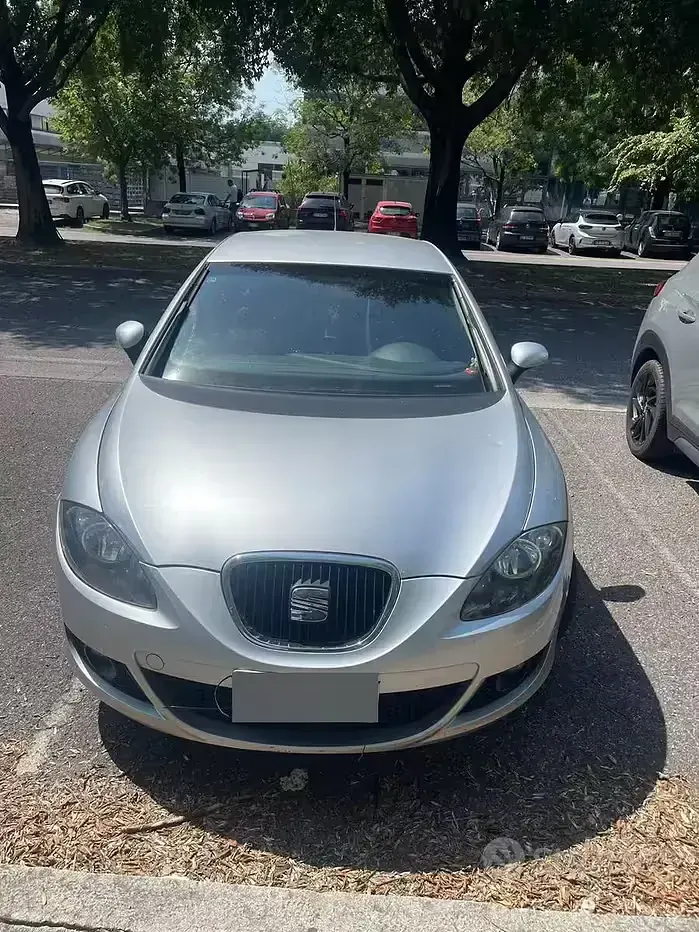 Usata Seat Leon Stylance 105 CV (77 kW) 2005 Grigio Utilitaria