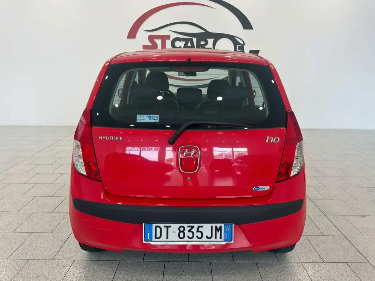 Usata Hyundai i10 65 CV (47 kW) 2009 Rosso Utilitaria