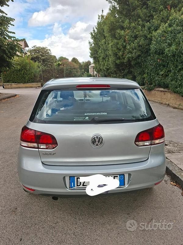 Usata VW Golf VI 102 CV (75 kW) 2009 Grigio Utilitaria