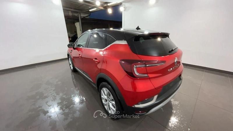 Usata Renault Captur Intens 91 CV (66 kW) 2022 Blu SUV