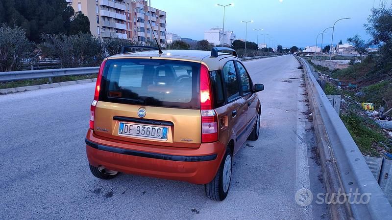 Usata Fiat Panda 70 CV (51 kW) 2007 Utilitaria