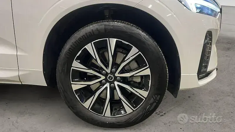 Usata Volvo XC60 Plus 197 CV (144 kW) 2024 Bianco SUV