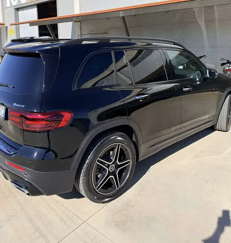 Usata Mercedes GLB200 AMG Line Premium Plus 150 CV (110 kW) 2024 SUV