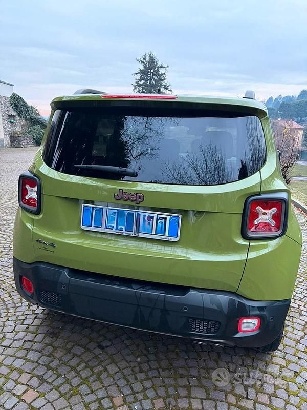 Usata Jeep Renegade 140 CV (102 kW) 2016 Verde SUV
