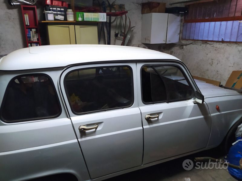 Bianco Usata 1991 Renault R4 Due volumi | 4000 € - Immagine 1/4