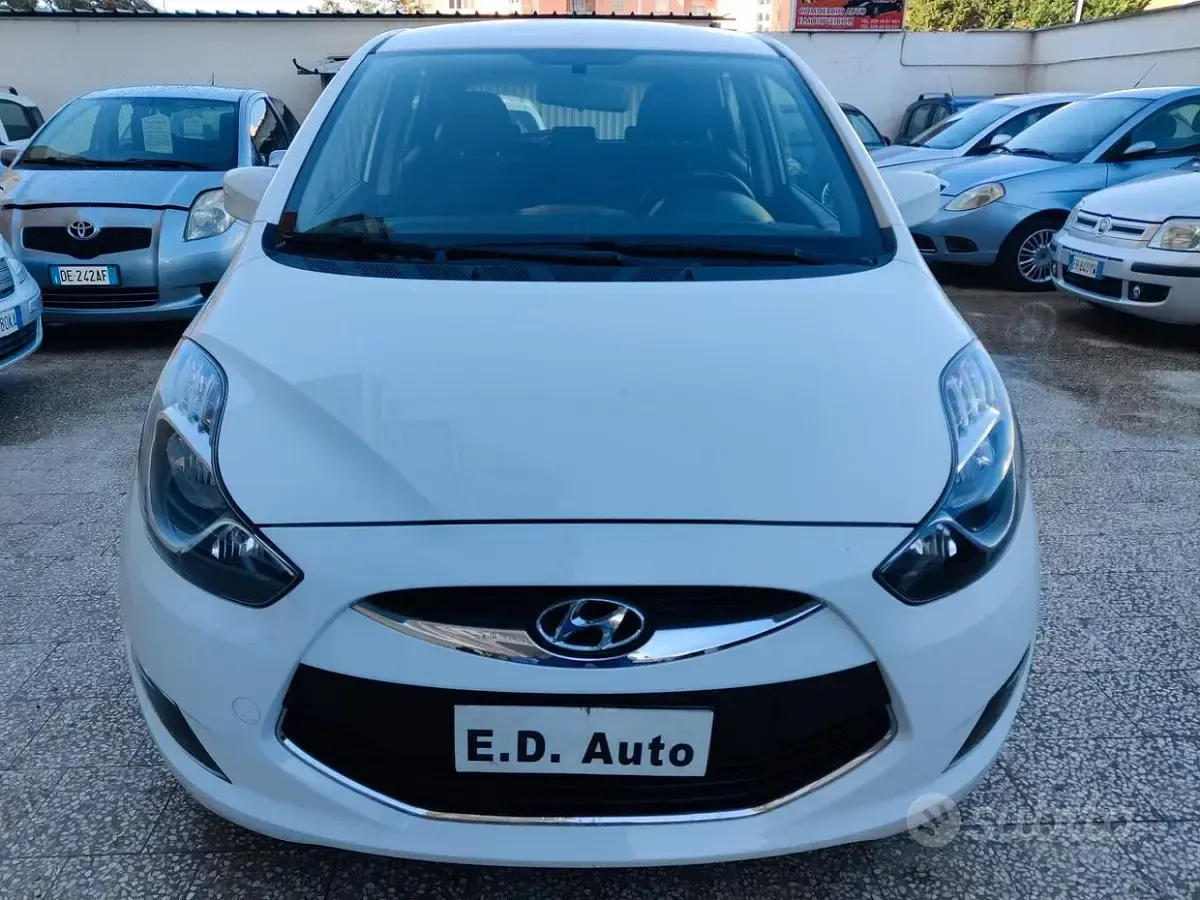 Usata Hyundai ix20 90 CV (66 kW) 2014 Bianco Utilitaria
