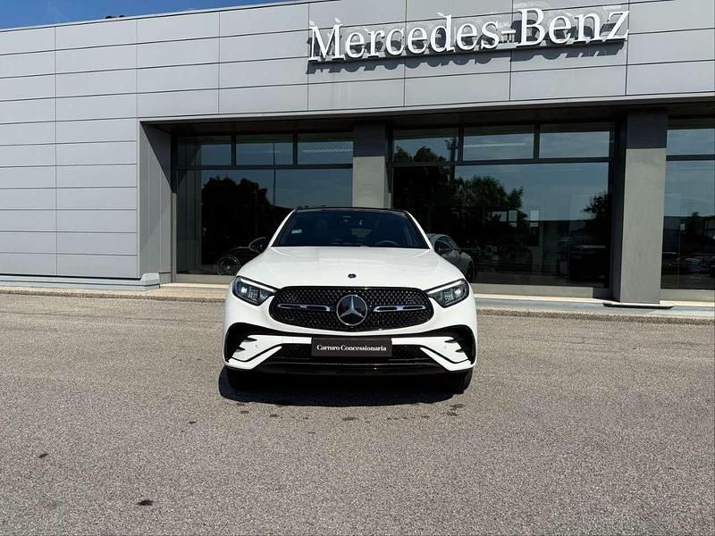 Nuova Mercedes GLC300 197 CV (144 kW) 2026 Bianco polare Coupé
