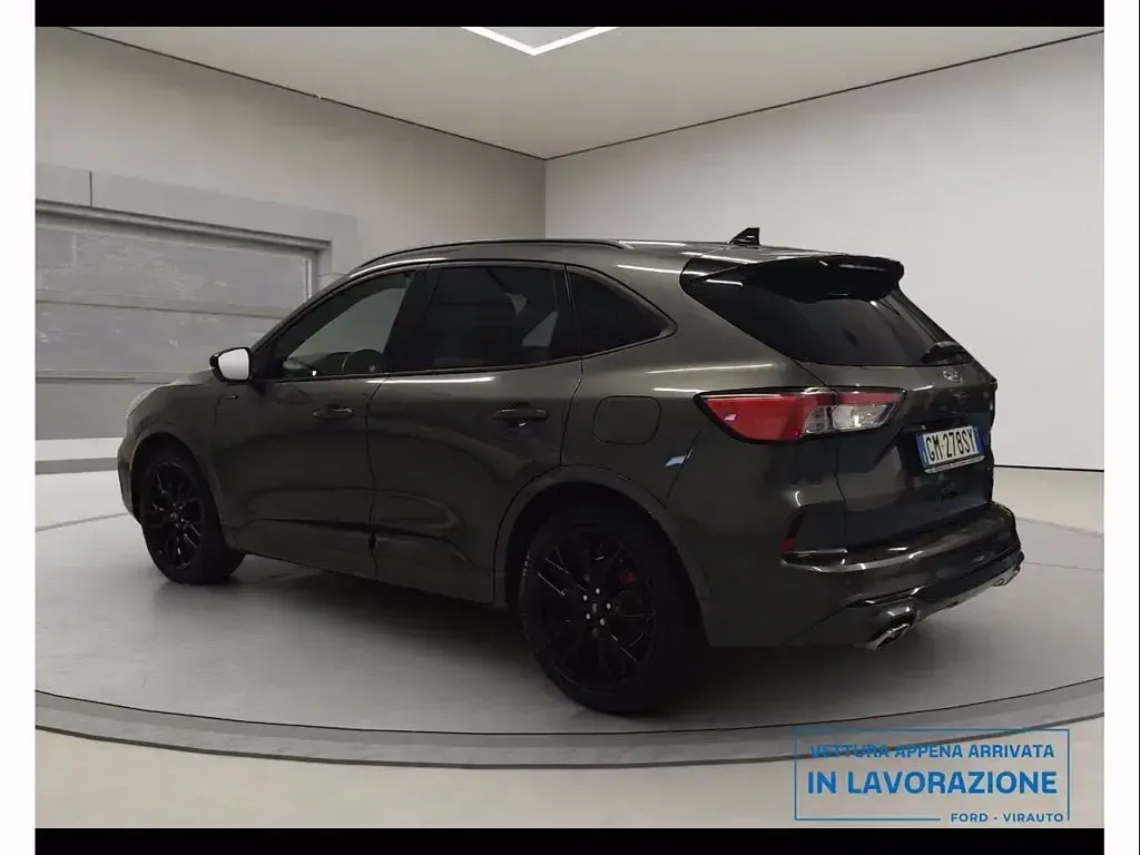 Usado Ford Kuga ST-Line X 120 CV (88 kW) 2023 Gris SUV