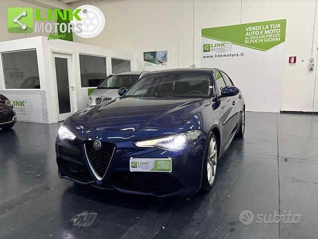 Usata Alfa Romeo Giulia Business 180 CV (132 kW) 2018 Blu Berlina
