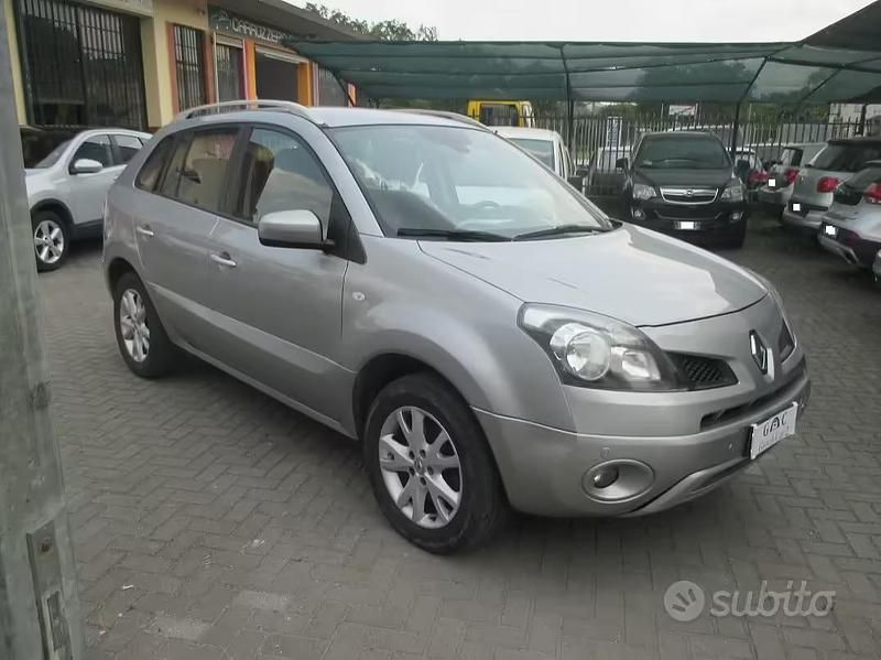 Usata Renault Koleos Dynamique 150 CV (110 kW) 2009 Grigio SUV