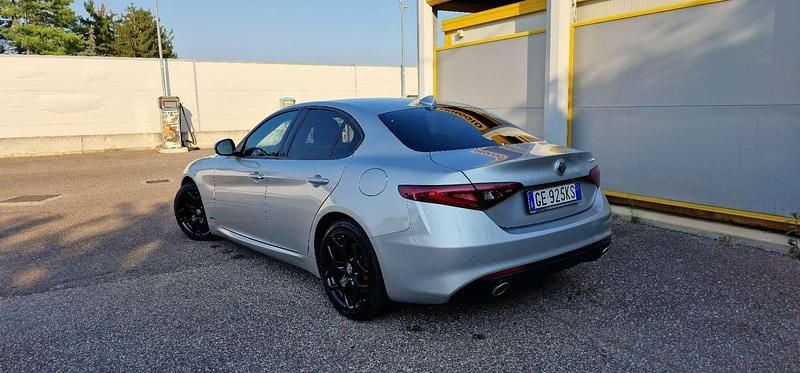 Usata Alfa Romeo Giulia Executive 190 CV (139 kW) 2021 Berlina