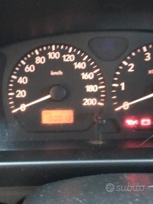 Usata Suzuki Wagon R+ 76 CV (55 kW) 2002 Grigio Monovolume