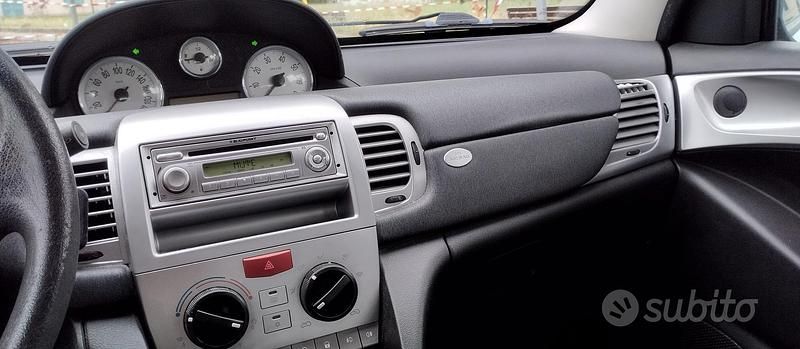 Usata Lancia Ypsilon 2010 Grigio Utilitaria