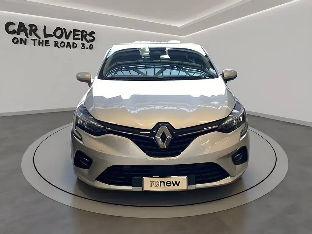 Usata Renault Clio Zen 140 CV (102 kW) 2021 Grigio chiaro Utilitaria