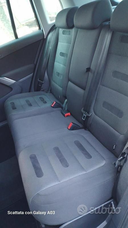 Usata VW Tiguan Sport 150 CV (110 kW) 2008 Grigio SUV
