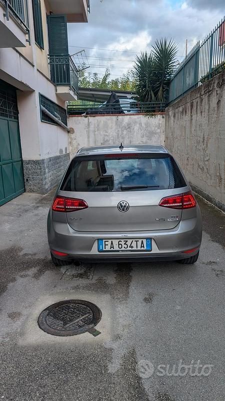 Usata VW Golf VII 110 CV (80 kW) 2015 Berlina