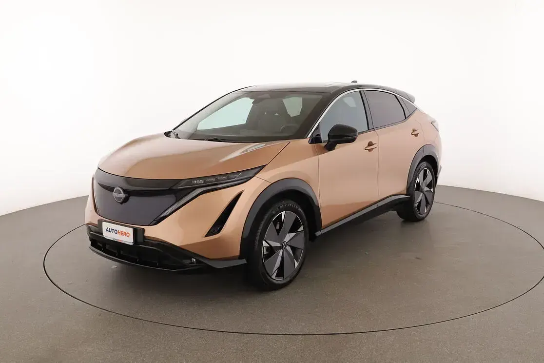 Usata Nissan Ariya Evolve 160 kW (218 CV) 2022 Oro SUV