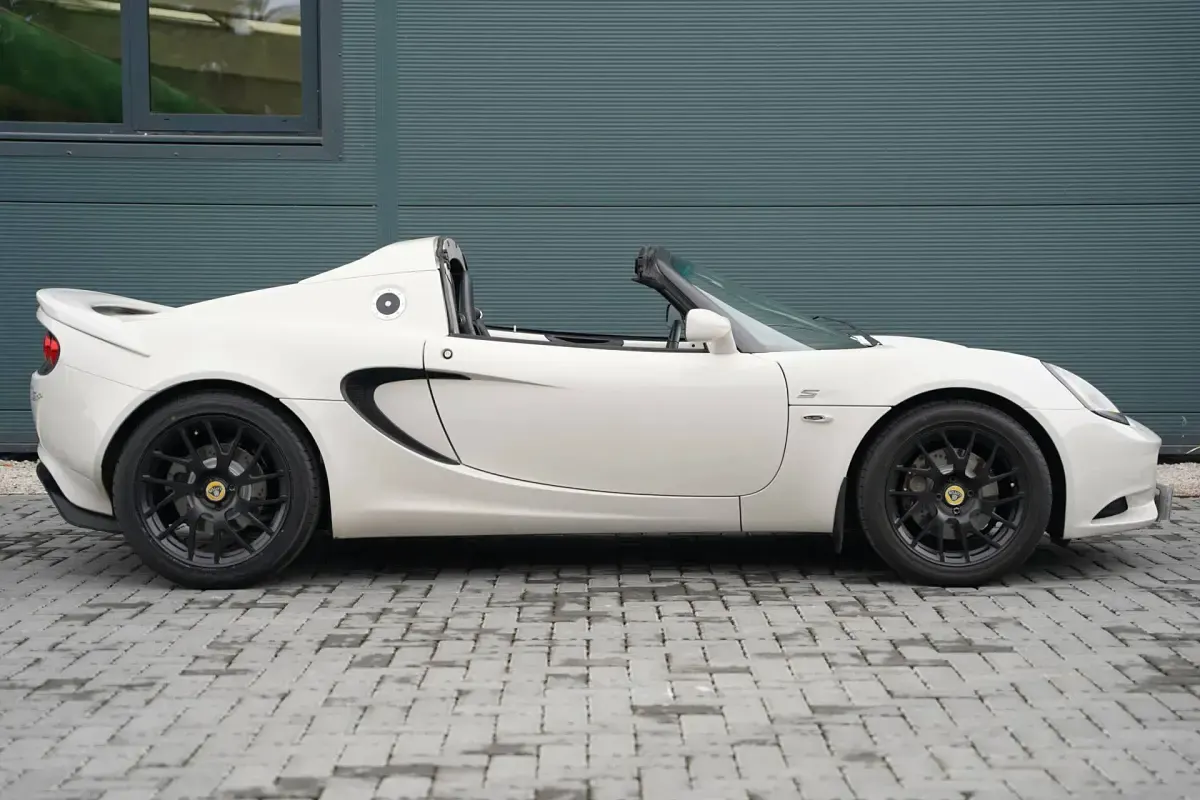 Usata Lotus Elise 220 CV (161 kW) 2016 Grigio Cabrio