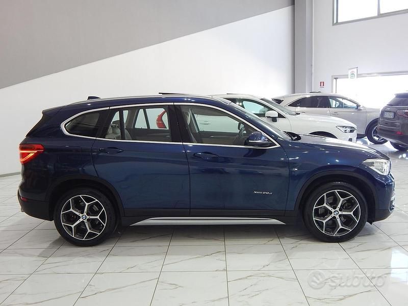 Usata BMW X1 xLine 190 CV (139 kW) 2017 Blu/azzurro SUV