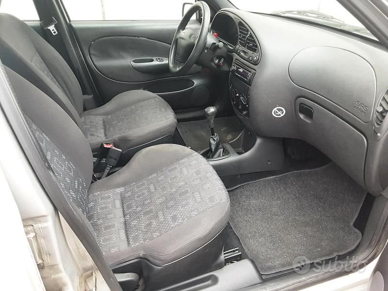 Usata Ford Fiesta 2002 Utilitaria