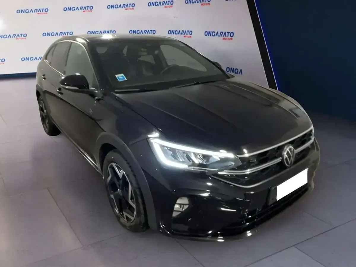 Usata VW Taigo R-line 116 CV (85 kW) 2025 Nero SUV