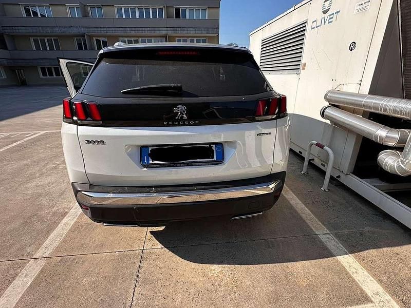 Usata Peugeot 3008 Business-Line 131 CV (96 kW) 2019 Bianco SUV