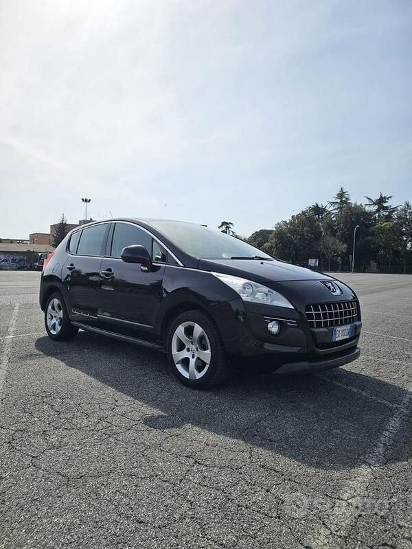 Usata Peugeot 3008 112 CV (82 kW) 2012 Nero Station wagon