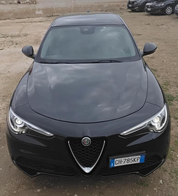 Usata Alfa Romeo Stelvio Executive 190 CV (139 kW) 2021 Nero SUV