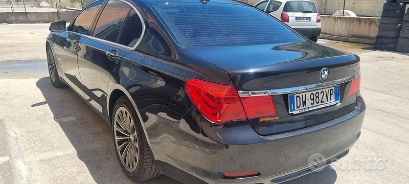 Usata BMW 730 245 CV (180 kW) 2009 Nero Berlina