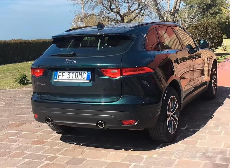 Usata Jaguar F-Pace 300 CV (220 kW) 2016 Verde SUV