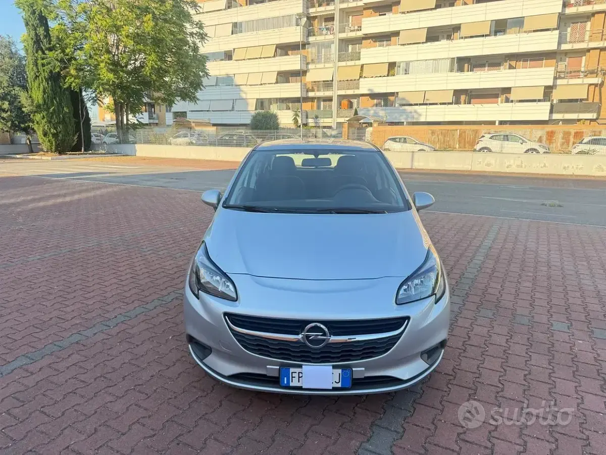 Usata Opel Corsa 90 CV (66 kW) 2018 Grigio Utilitaria