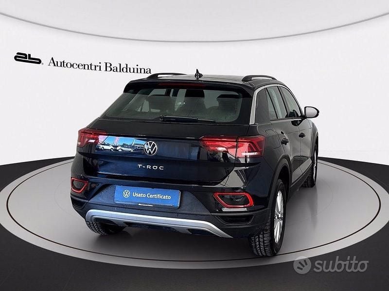 Usata VW T-Roc Life 150 CV (110 kW) 2024 Nero perla SUV