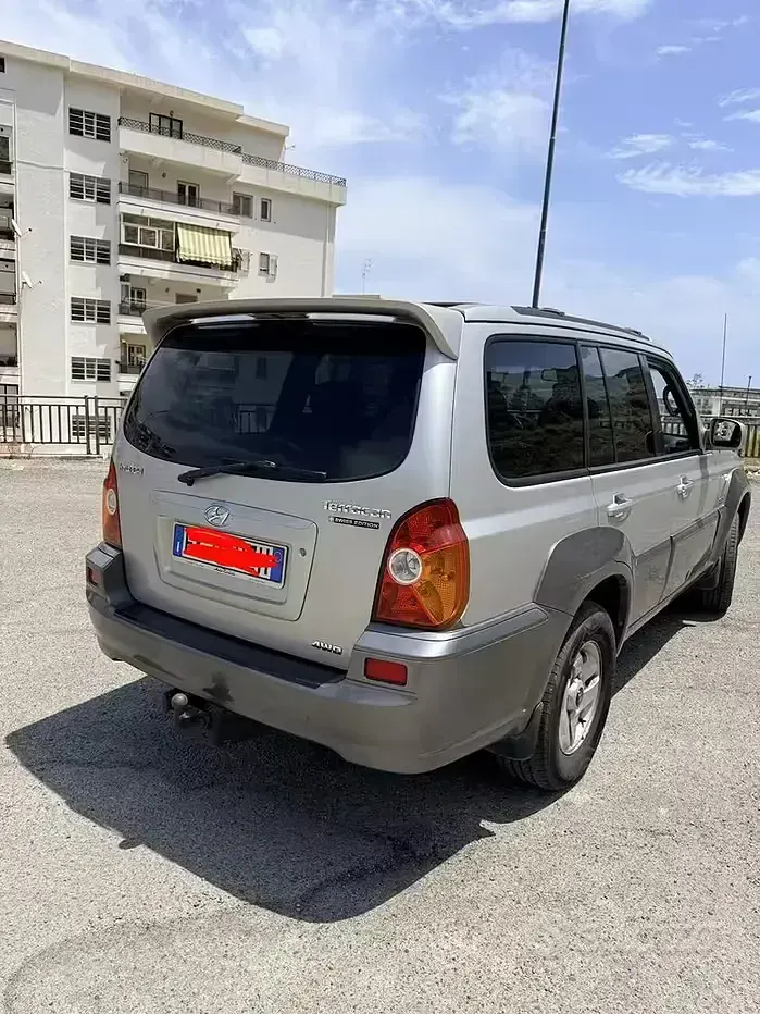 Usata Hyundai Terracan 150 CV (110 kW) 2018 Grigio SUV
