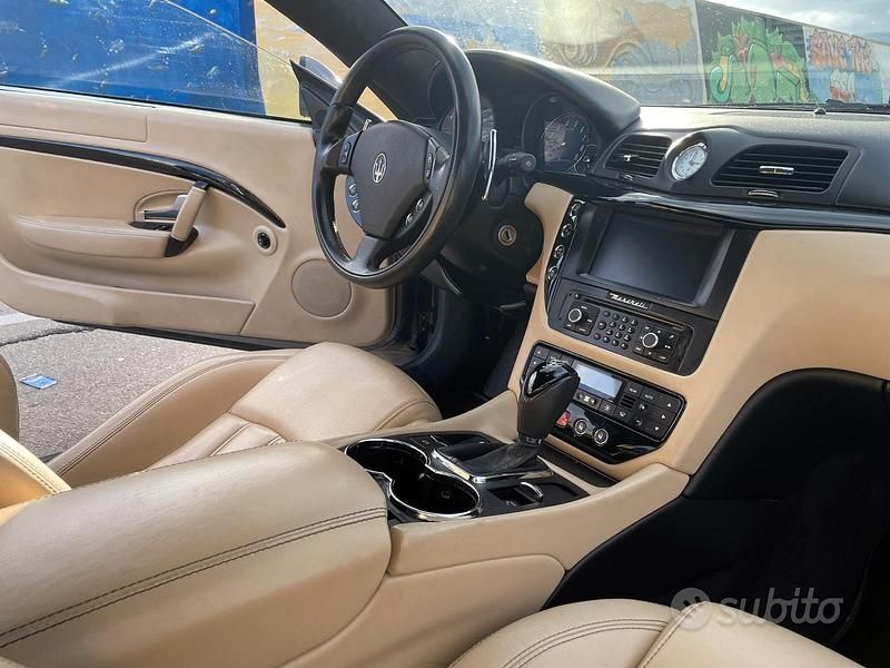 Usata Maserati Granturismo 405 CV (297 kW) 2012 Grigio Coupé