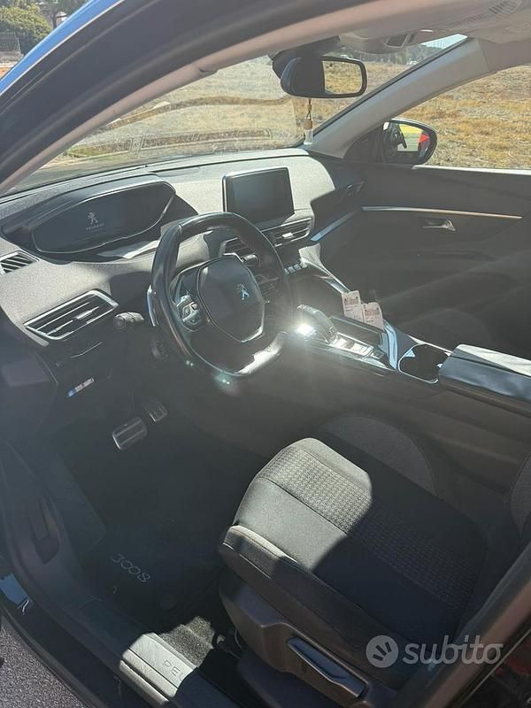 Usata Peugeot 3008 120 CV (88 kW) 2017 Nero SUV