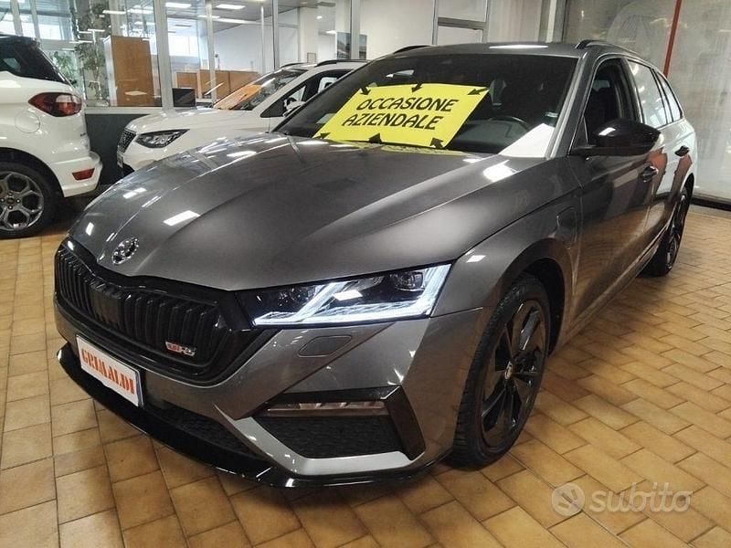 Usata Skoda Octavia RS 150 CV (110 kW) 2023 Grigio grafite / metallizzato Station wagon
