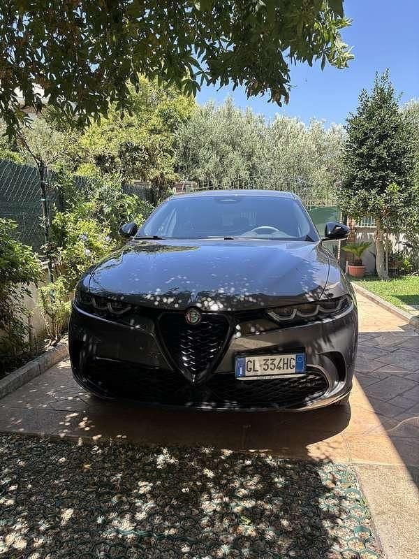 Usata 2022 Alfa Romeo Tonale Edizione Speciale SUV | 25.000 € (Ottimo prezzo) - Immagine 1/4