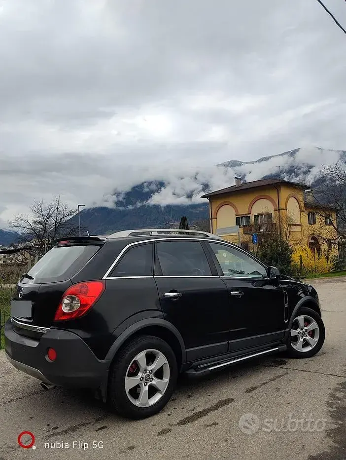 Usata Opel Antara 150 CV (110 kW) 2007 Nero SUV