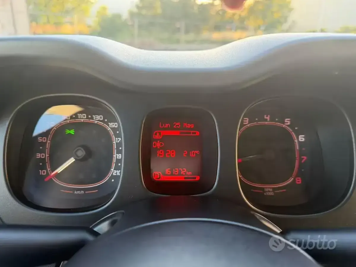 Usata Fiat Panda Lounge 69 CV (50 kW) 2017 Utilitaria