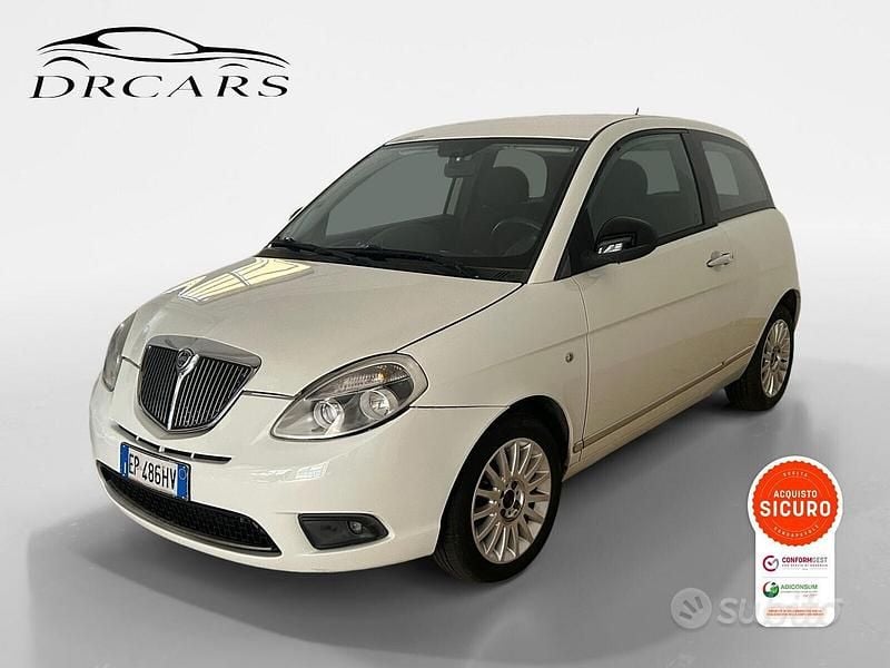 Usata Lancia Ypsilon S 95 CV (69 kW) 2012 Bianco Utilitaria