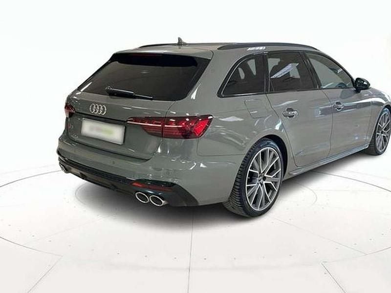 Usata Audi S4 Comfort 347 CV (255 kW) 2020 Grigio pastello Station wagon