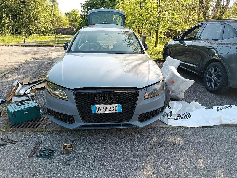 Usata Audi A4 143 CV (105 kW) 2009 Grigio Station wagon