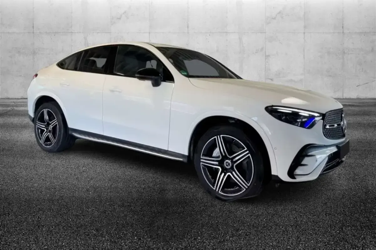 Usata Mercedes GLC300e AMG Line Premium 333 CV (244 kW) 2024 Bianco SUV