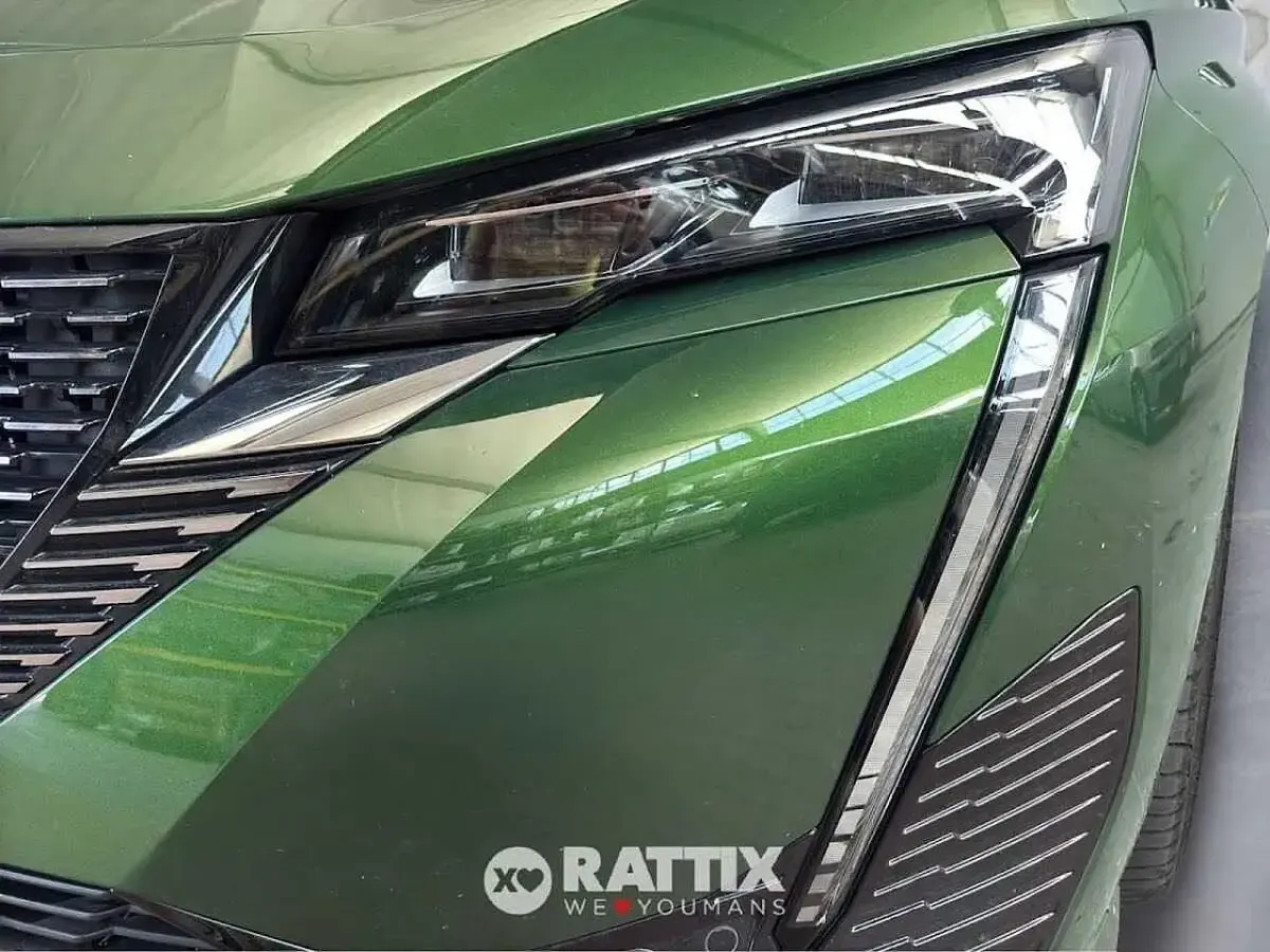 Usata Peugeot 308 GT 131 CV (96 kW) 2024 Verde Berlina