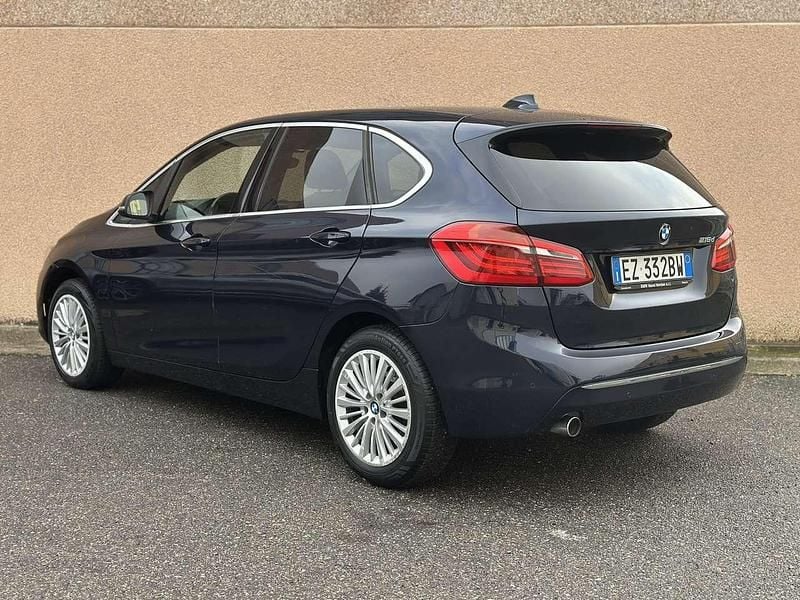 Usata BMW 218 Luxury Line 150 CV (110 kW) 2015 Blu/azzurro Monovolume