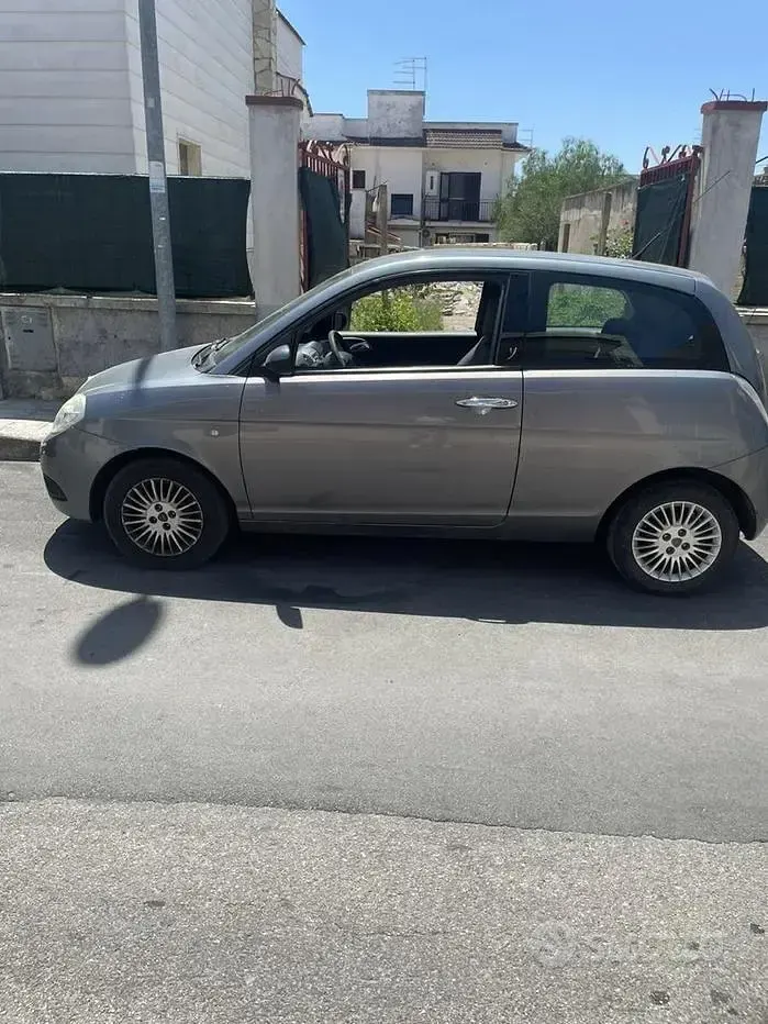 Usata Lancia Ypsilon 2008 Grigio Utilitaria