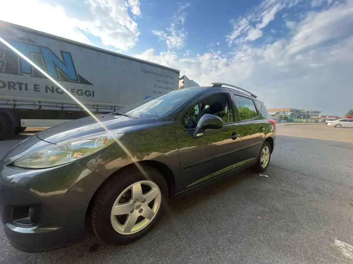Usata Peugeot 207 Sport 73 CV (53 kW) 2010 Other Station wagon